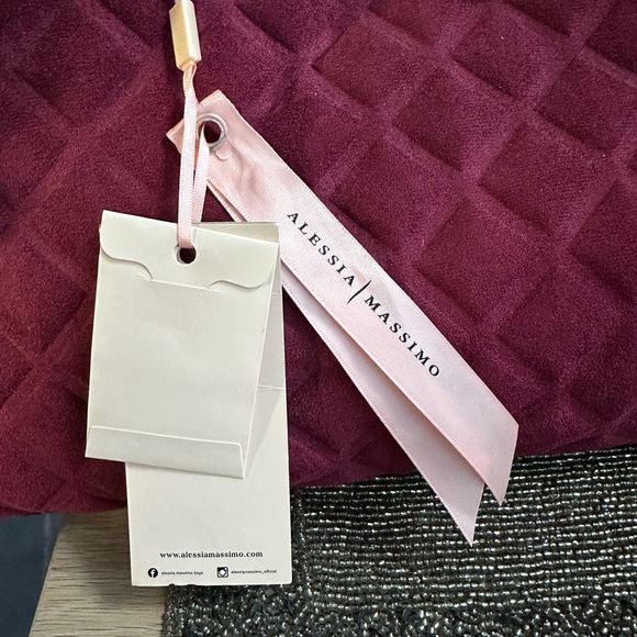 NWT Alessia Massimo quilted shoulder bag - Picture 4 of 12